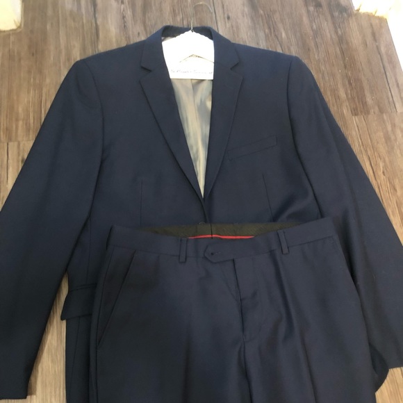 Men’s Navy Suit - Picture 3 of 3